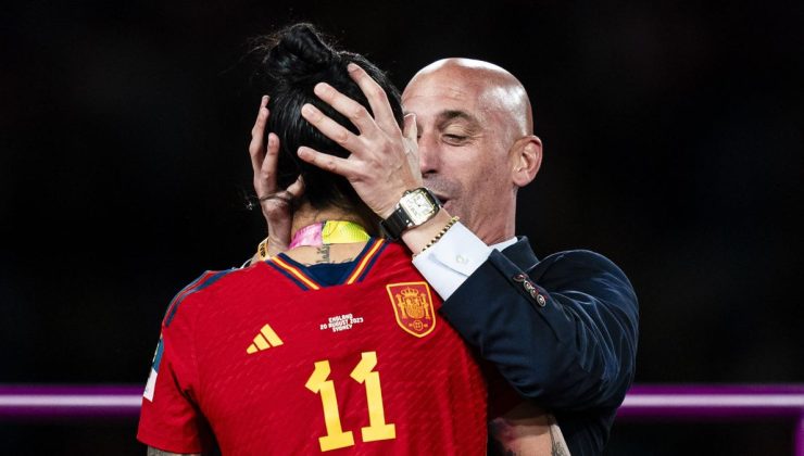 İspanyol kadın futbolcuyu öpen eski Federasyon Başkanı’na verilen ceza onandı