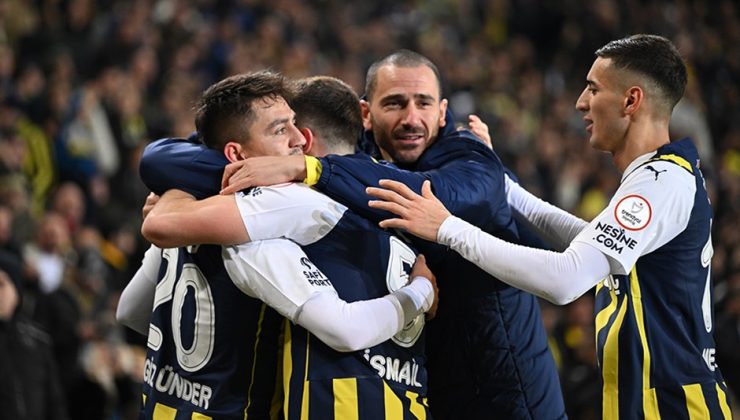 Fenerbahçe 100 gol barajını aşan ilk takım oldu