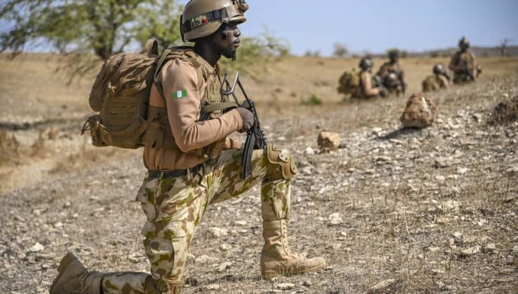 Nijerya’da askeri üsse saldırı düzenlendi