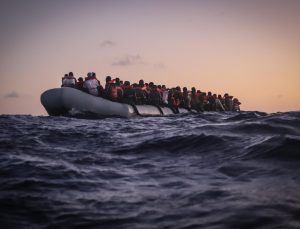 Frontex: AB’ye kaçak göç 2023’te yüzde 17 artarak 380 bine çıktı