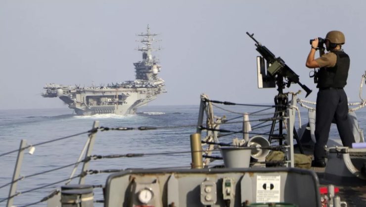 ABD: Kızıldeniz’de ticari gemilere doğru Yemen’den patlayıcı yüklü insansız bot fırlatıldı