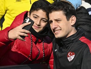 Trabzonspor-Fenerbahçe maçını Halil Umut Meler yönetecek