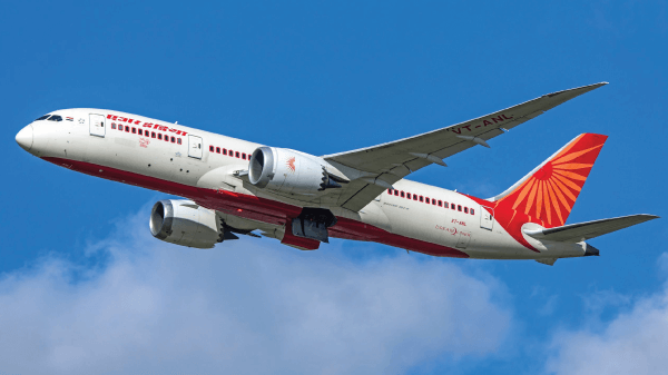 Hindistan’a ait yolcu uçağı Afganistan üzerinde düştü