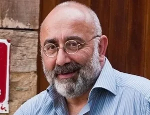 Ermeni yazar Sevan Nişanyan’dan skandal ifadeler: Hayvan gibi bağıran ezan iğrenç