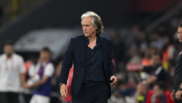 Jorge Jesus 3. kez ayın teknik direktörü