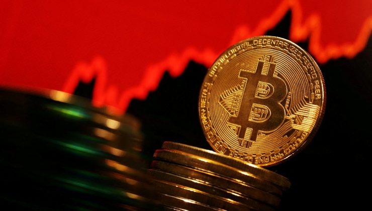 Bitcoin son iki yılın en yüksek seviyesini gördü: 57 bin doları aştı