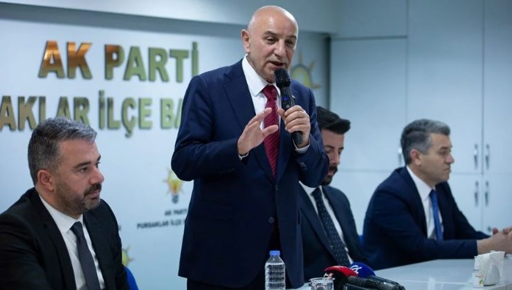 Altınok’tan Mansur Yavaş eleştirisi: ‘Beceriksizliklerle dolu bir büyükşehir belediye başkanı var’