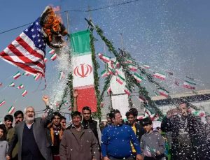 İran İslam Devrimi 45. yılında: “ABD ve İsrail’e ölüm” sloganları yankılandı