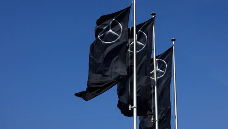 Mercedes-Benz, Kamaz’daki hisselerini sattı