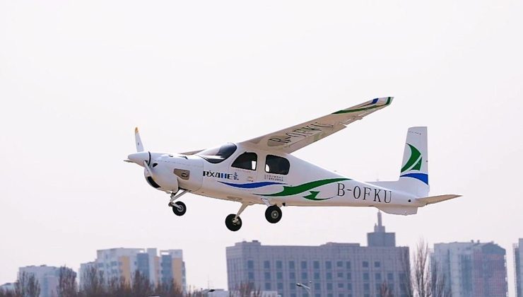Çin’in hidrojenle çalışan ilk uçağı havalandı
