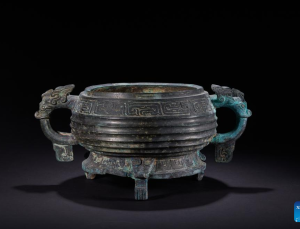 40 yıl önce çalınan antik bronz eser, Çin’e iade edildi