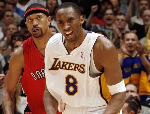 Kobe Bryant unutulmadı: Los Angeles Lakers, efsane oyuncunun heykelini dikti