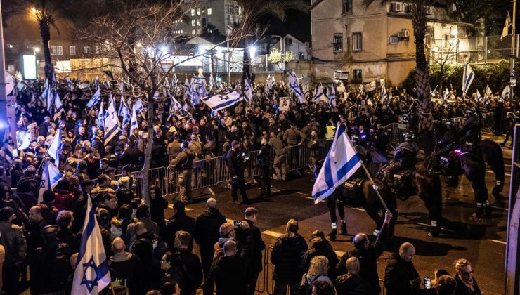 İsrailliler erken seçim talebiyle sokakta