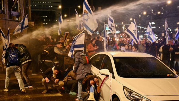 İsrailliler sokaklarda: Polisten sert müdahale