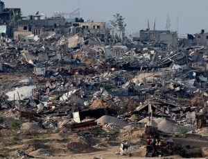 Suudi Arabistan Savunma Bakanı’ndan, İsrail’in Gazze’ye yönelik saldırılarının durdurulması çağrısı