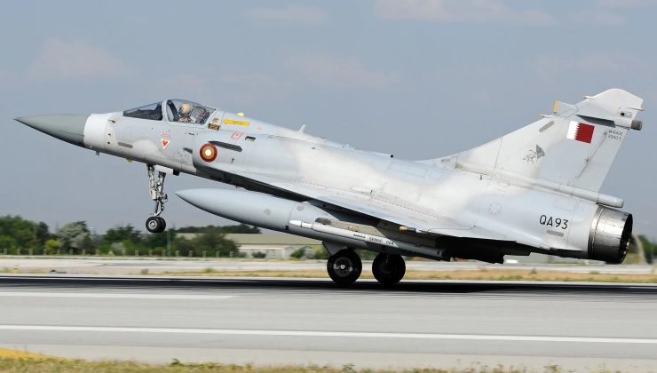 Endonezya, Katar’dan ikinci el Mirage savaş uçağı satın alma planını iptal etti