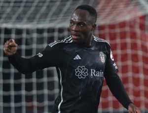Beşiktaş, Muleka’nın golleriyle turladı