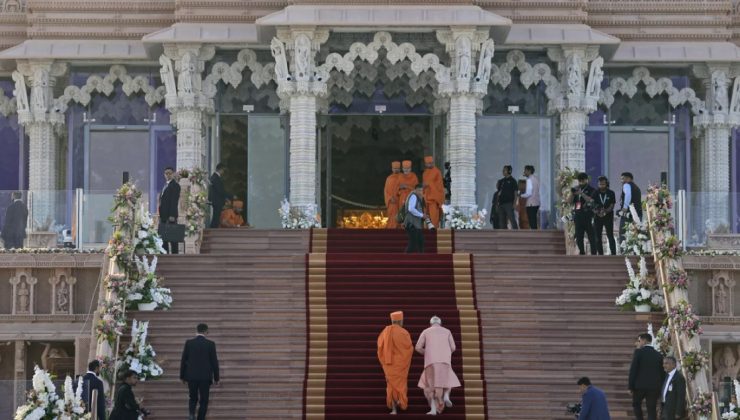 Hindistan Başbakanı Modi, Birleşik Arap Emirlikleri’nde tapınak açtı