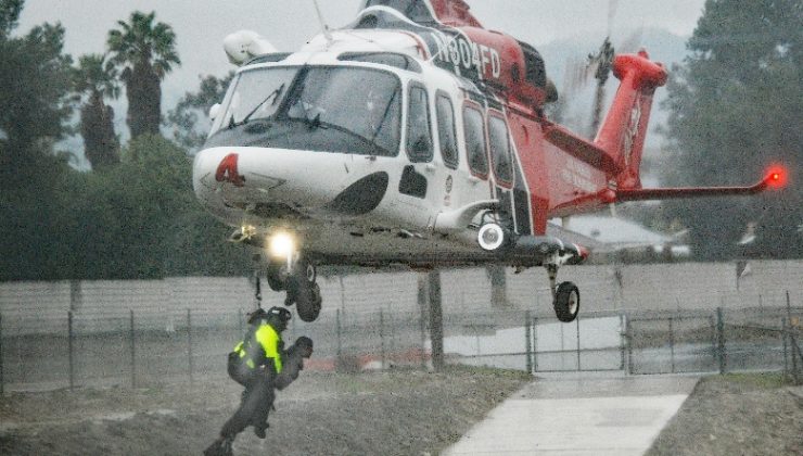 ABD’de köpeğinin peşinden su kanalına atlayan kişi helikopterle kurtarıldı