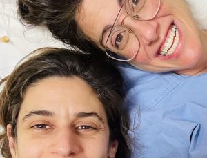 Yunanistan’da ilk kez bir lezbiyen çift evlendi