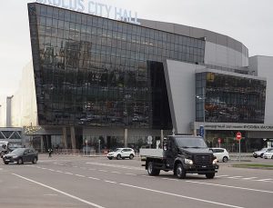 Rusya Acil Durumlar Bakanlığı çalışanları Crocus City Hall konser salonundan ayrıldı
