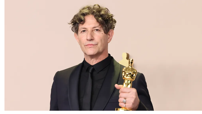 Jonathan Glazer’ın Oscar konuşmasına açık mektupla kınama