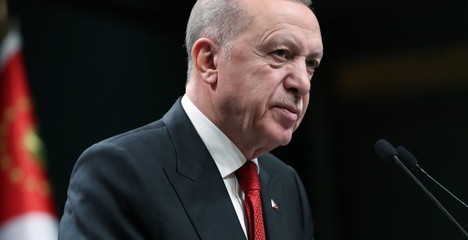 Cumhurbaşkanı Erdoğan: Belediye kapısını kimseye kapatmadık