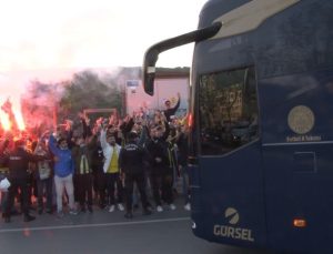 Fenerbahçe takım otobüsü stadyumdan ayrıldı