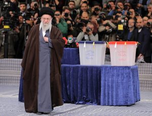 İran seçimlerinden ilk sonuçlar: Katılım oranı yüzde 41’de kaldı