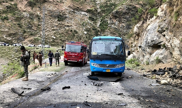 Pakistan’da Çinli mühendislere bombalı intihar saldırısı