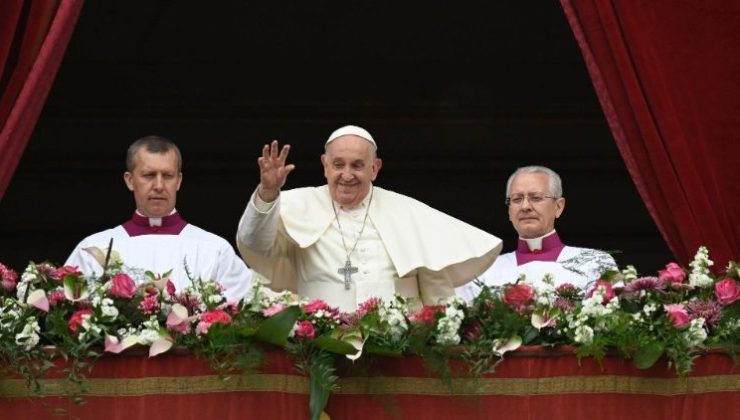 Papa Francis’den Paskalya konuşmasında ateşkes çağrısı