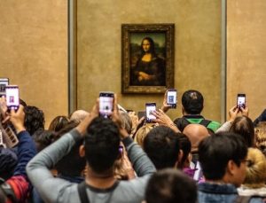 Mona Lisa yer değiştiriyor!