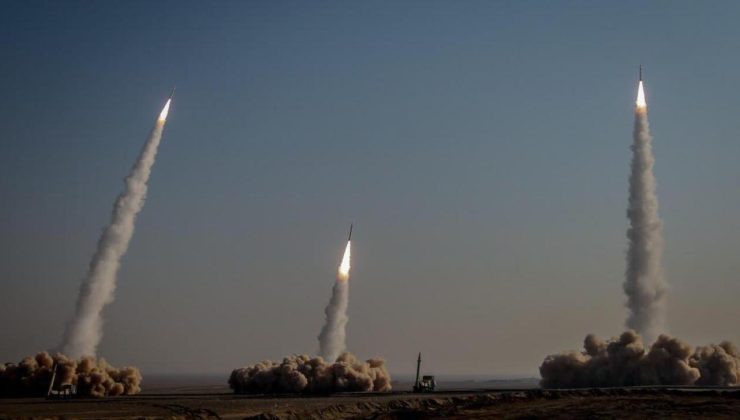 İran: İsrail’in saldırısı için hava veya kara sahasını açan ülkelere karşılık vereceğiz