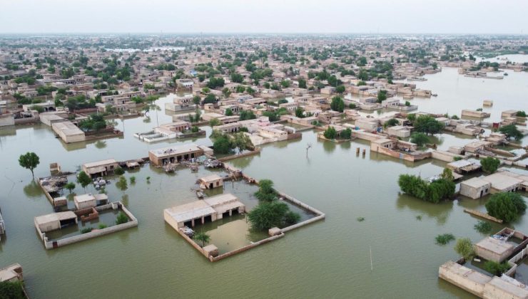 Pakistan’ın şiddetli yağışları 17 can aldı