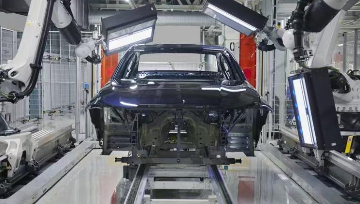 BMW, Çin’deki fabrikasına 20 milyar yuanlık yatırım yapacak