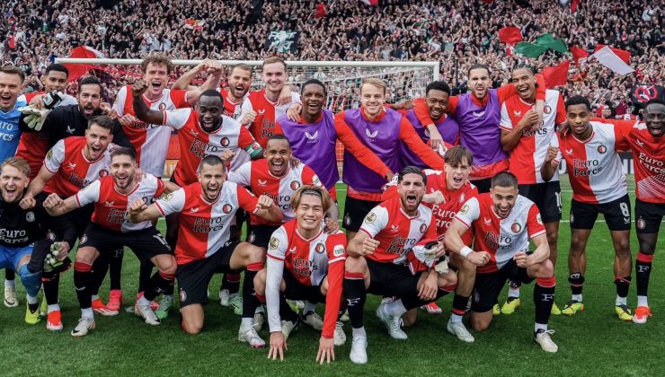 Feyenoord Ajax’ı darmadağan etti