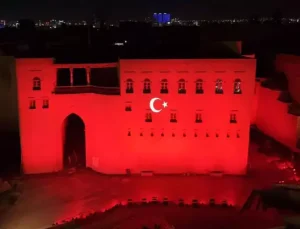 Erbil Kalesi’ne Türk bayrağı jesti