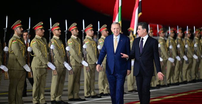 Cumhurbaşkanı Erdoğan, Neçirvan Barzani, Mesrur Barzani ve Mesut Barzani ile görüştü