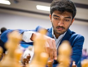Hintli satranç dehası Çin’in son şampiyonuyla karşılaşacak