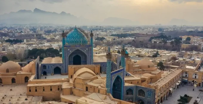 İsfahan’da patlamalar duyuldu
