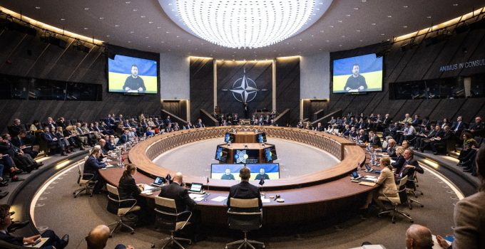 NATO’dan Ukrayna’ya “daha fazla” hava savunma desteği