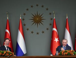 Rutte’den Türkiye’ye övgü: Liderliğine ihtiyaç var
