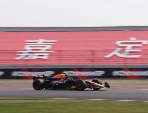 Çin’de ilk sıra Max Verstappen’in