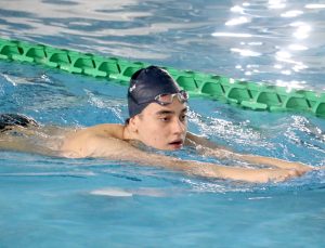 Milli yüzücü Kuzey Tunçelli, Paris Olimpiyatları’nda madalya hedefliyor