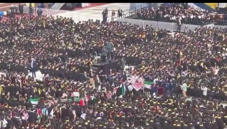 Michigan Üniversitesi mezuniyet töreninde Filistin’e destek gösterisi