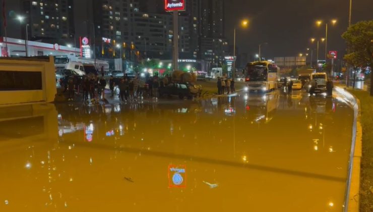 Ankara sular altında, sağanak, su baskınlarına neden oldu, araçlar yolda mahsur kaldı