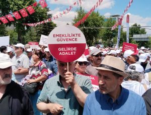 Emekliler Ankara’da buluştu!