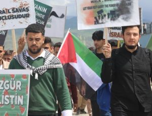Iğdır’da üniversite öğrencilerinden Filistin’e destek yürüyüşü