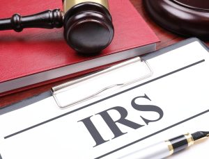 IRS varlıklı vergi mükelleflerinin tepesine binecek