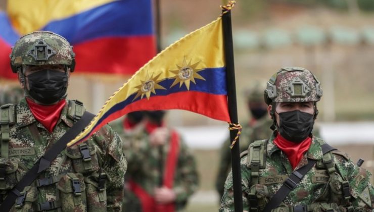 Kolombiya ordusu mühimmatlarını kaybetti